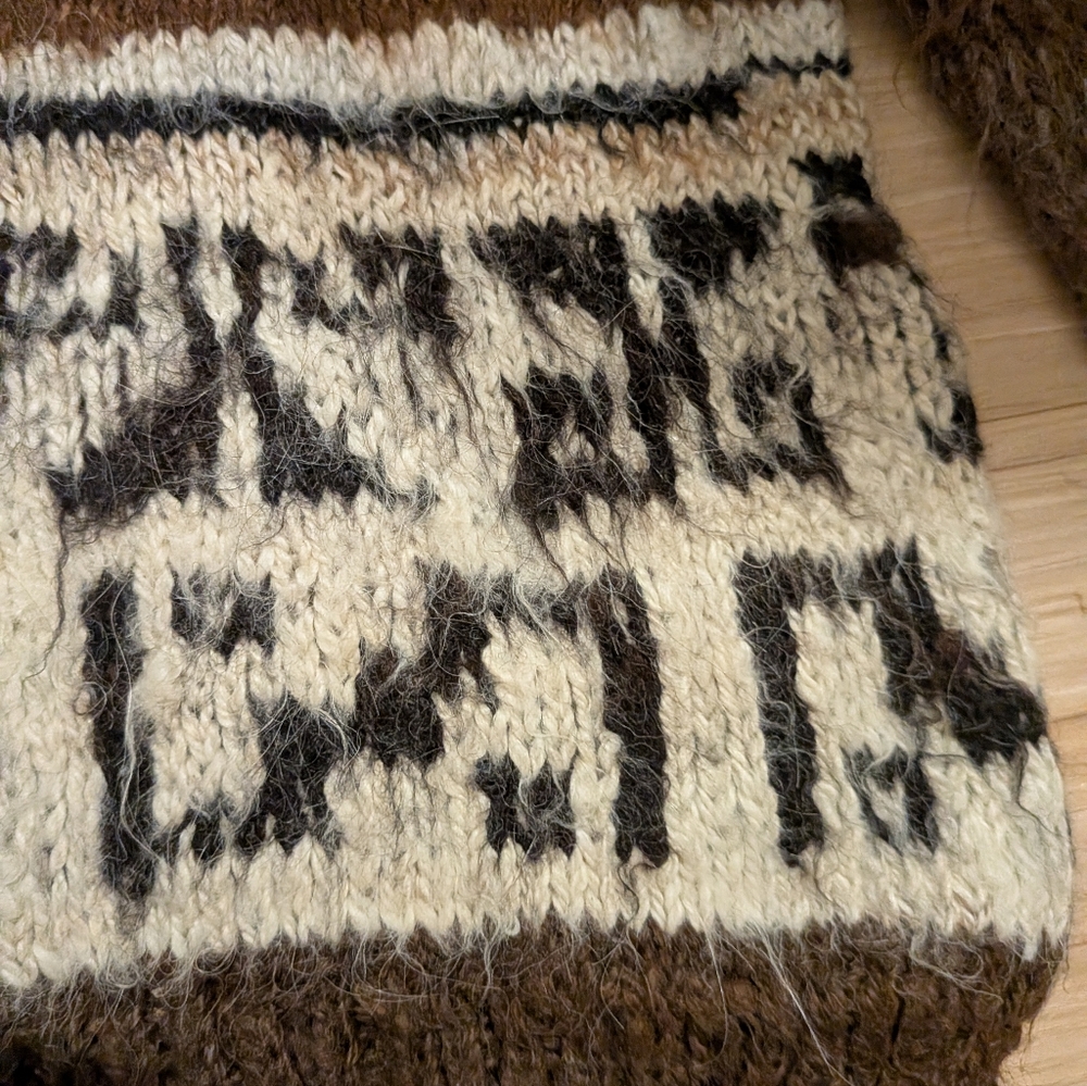 Vintage Brown And White Handmade Alpaca/Llama? Sweater Size Small As Is - Picture 3 of 11